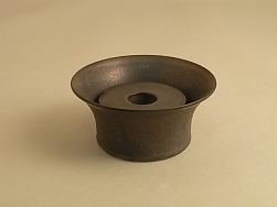 金泥釉